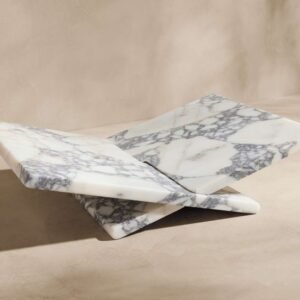 Sculptural Series: Viola Sanat Objesi & Kitaplık